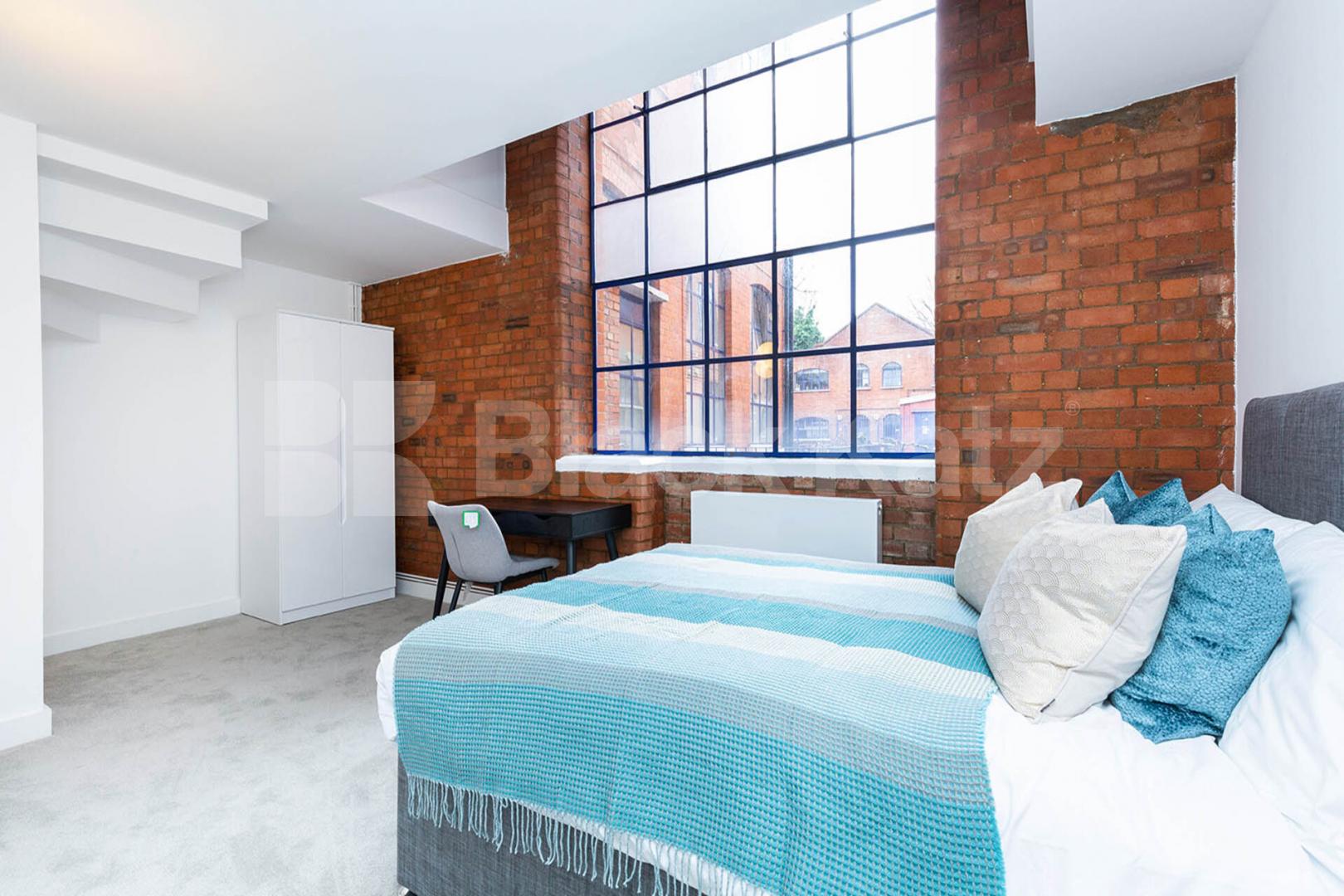 Spacious one bedroom mezzanine property set in a warehouse conversion Dove Road, Canonbury / Islington